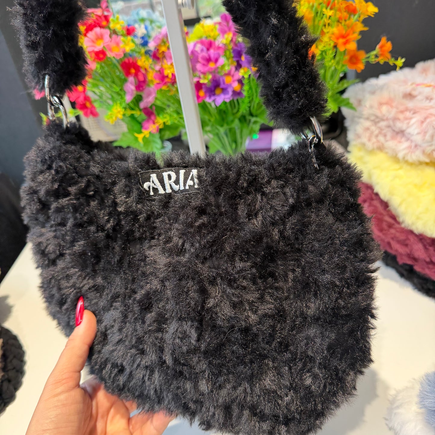 Black  fluffy shoulder bag