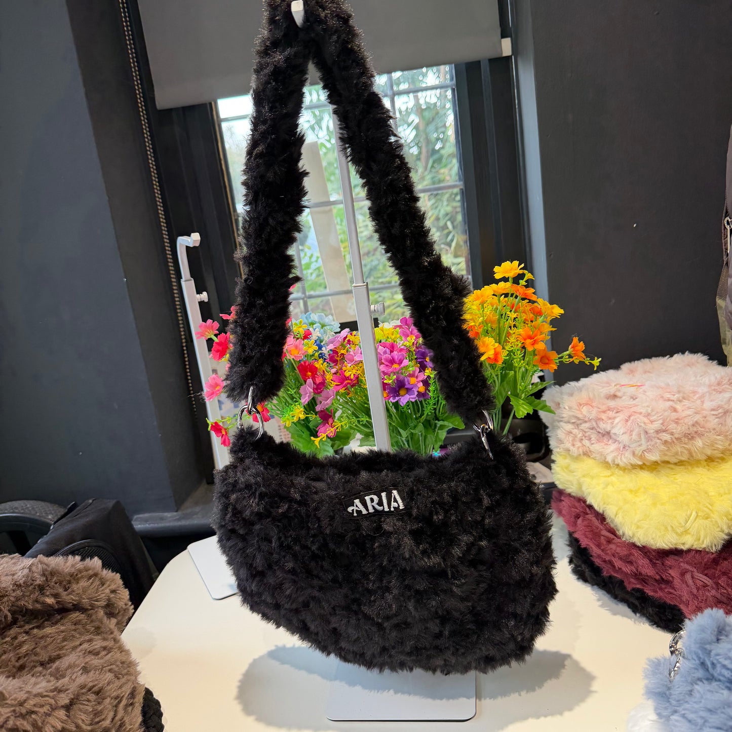 Black  fluffy shoulder bag